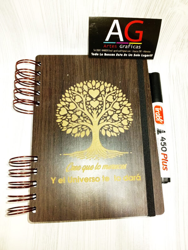 AGENDAS 2026 TAPAS EN MADERA