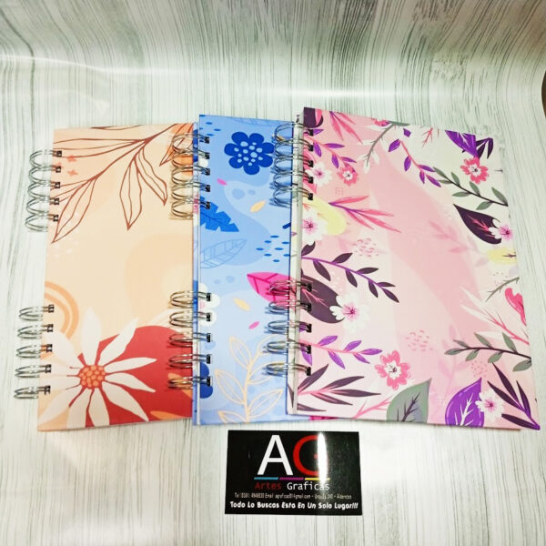 CUADERNO TAPA DURA  FLORAL TAMAÑO A5